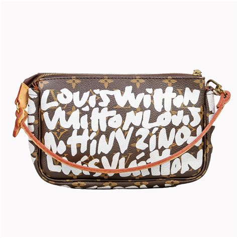 louis vuitton pochette graffiti|louis vuitton stephen sprouse bag.